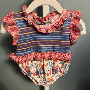 Pete and Lucy Let’s Go to the Beach Short Sleeve Colorful Romper 3-6 months